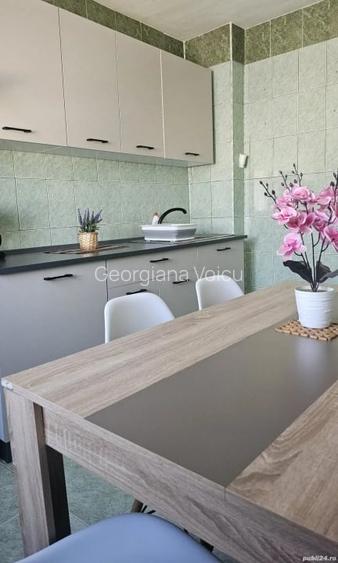 De vanzare - Apartament 3 camere, Casa de Cultura, Constanta