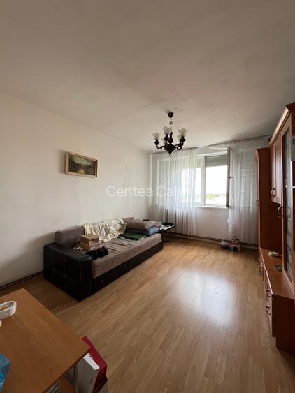 Apartament 2 camere, etaj 8/10, zona Dâmbovița – cu centrală proprie Apartament 2 camere, etaj 8/10, zona Dâmbovița – cu centrală proprie