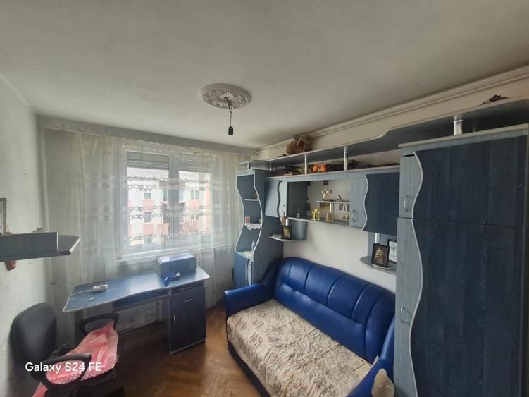 Apartament 3 camere de vânzare – Dărmănești - 1