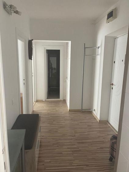 Inchiriez Apartament 3 camere Mangalia - 2