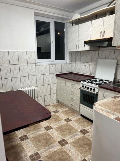 Pers fizica dau spre inchiriere ap 2 camere dec B-ul Dacia - 4