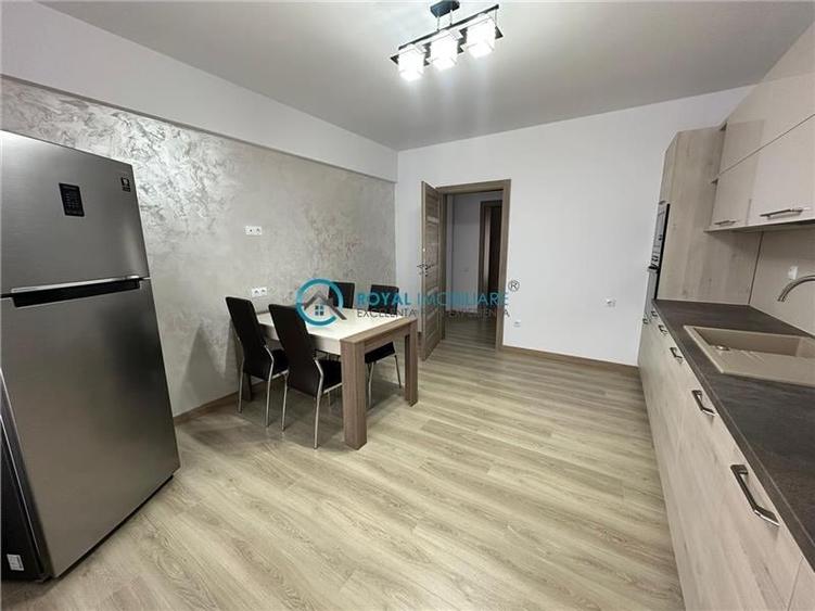 Royal Imobiliare - Inchiriere apartament 3 camere zona Albert - 13