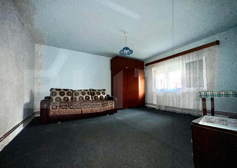 Apartament de vanzare cu 3 camere, 63mp, decomandat - zona - 3