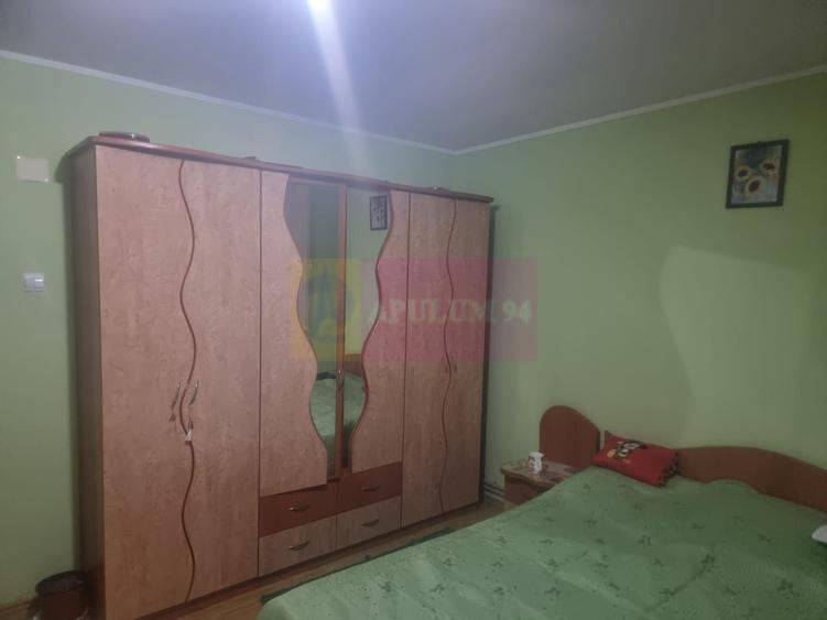 ISLAZ / IF - CASA P+1 (7 CAM) DE VANZARE - 1