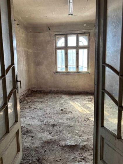 Inchiriez casa cu 3 camere si curte de 90 mp - 4