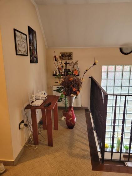 Casă spațioasă și modernă de 220 mp - 8