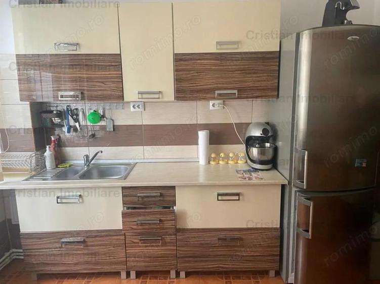 Parter 102mp SUPER SPATIOS 4 cam conf 1 Hipodrom doua balcoane mobilat utilat - 15