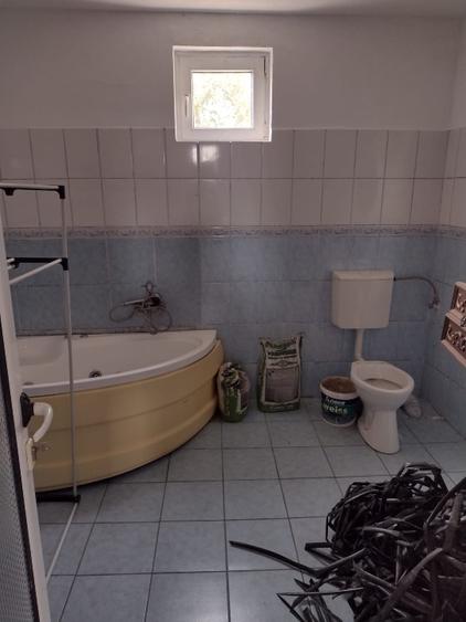 Proprietar vând in centru com. BUTURUGENI Ilfov casa P+E cu teren 504 mp în rate - 9