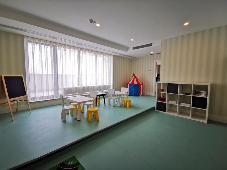 Apartament mobilat, 2 locuri parcare, piscina exterioara - 10