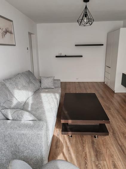 PF inchiriez apartament 2 camere  cu garaj sub bloc - 2