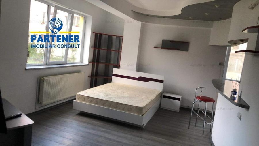 Garsoniera Trivale, bloc nou, mobilata, centrala - 1