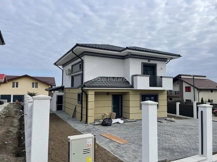 CASA PREMIUM 4 CAMERE , MIROSLAVA-VOROVESTI , 612 MP TEREN
