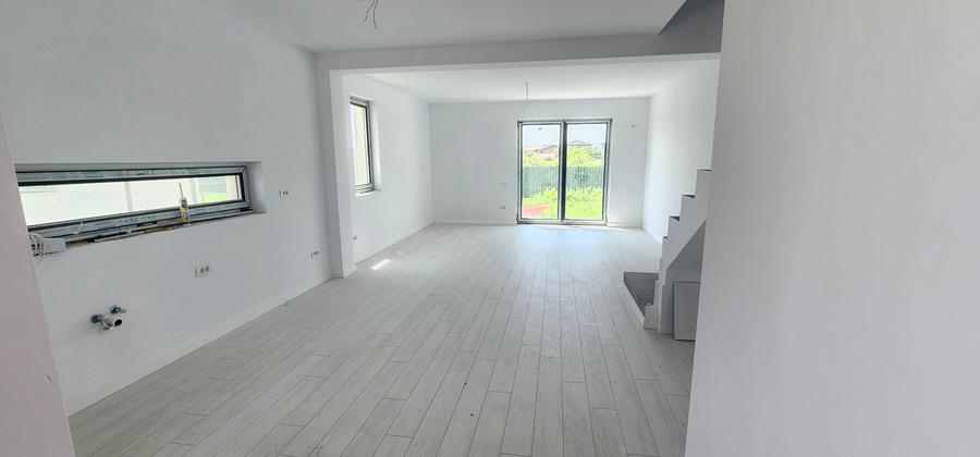 Vila tip duplex - 800 m de BLV. - Berceni - 13