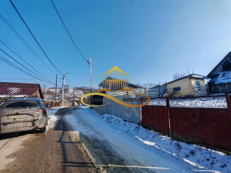 Teren 1.128 mp cu casă bătrânească – toate utilitățile Crihan Măgura - 2