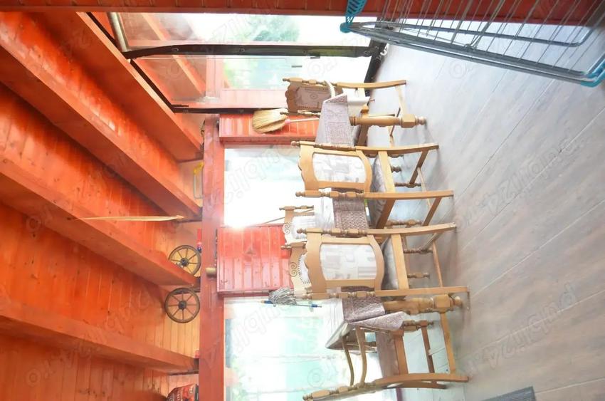 Casa de locuit 5(cinci ) camere la cheie-Radila -Valea Calugareasca - 8
