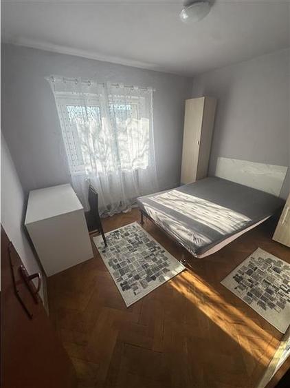 3 camere decomandat etaj 3 cu centrala - 4