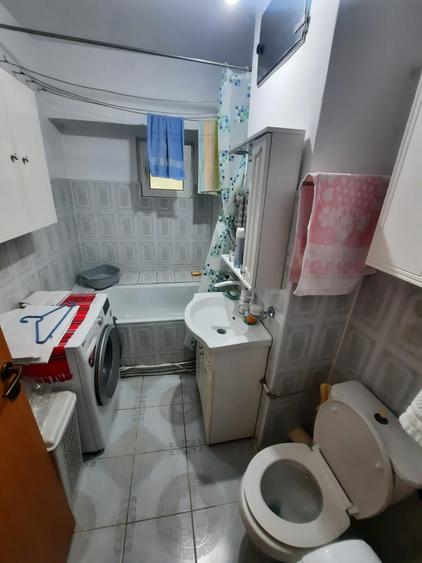 Aprtament cu 2 camere decomandat, etajul 1/4, zona Pacurari - 8