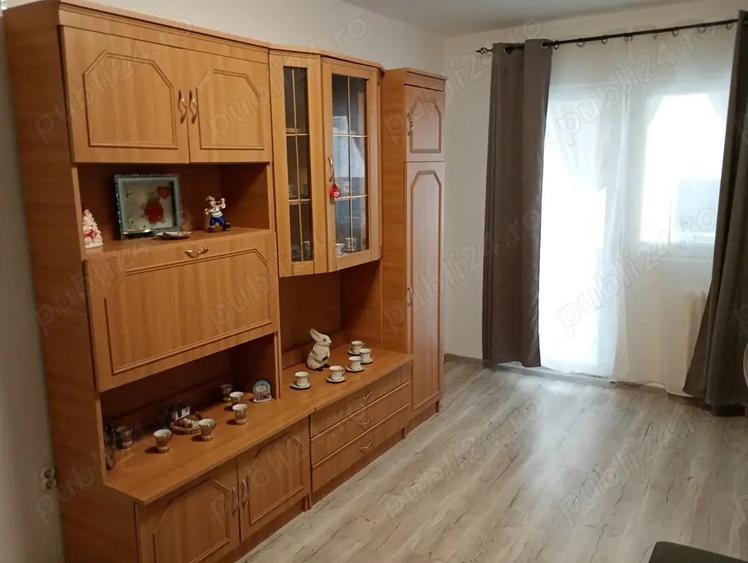 Inchiriez garsoniera - 3