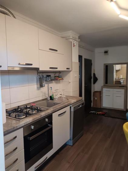 Inchiriez apartament 2 camere, 50 mp, zona Sarari - 2