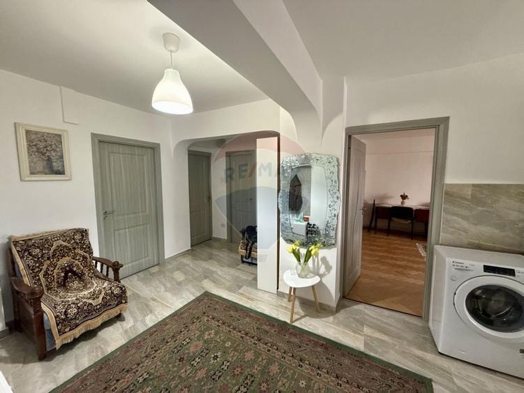 Apartament 3 camere de închiriat decomandat–central, Piața Cipariu - 5