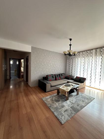 APARTAMENT de inchiriat in floresti - 1