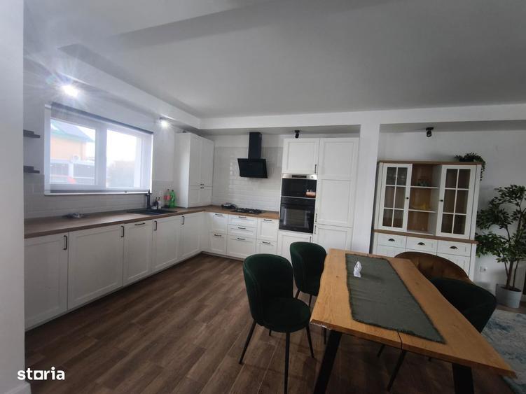 Vila 4 camere de inchiriat in Cosmopolis - 2