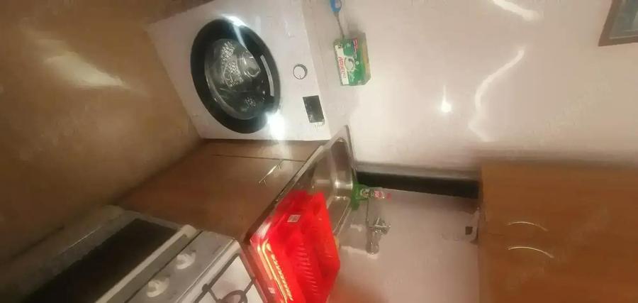 Garsoniera central gazda inchiriat bd.Independentei - 3