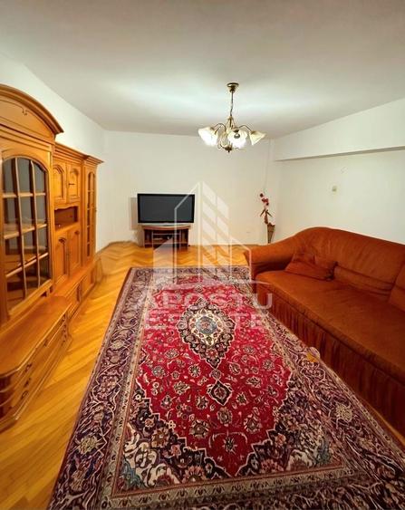 Apartament 3 camere, zona Boul Rosu - 4