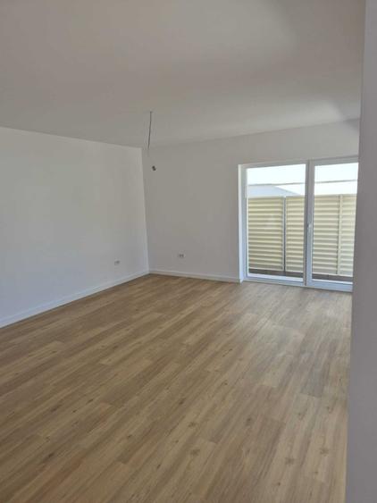 Casa In Duplex , Otopeni , 1 Mai , cartier privat - 6
