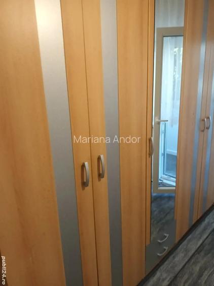 Inchiriez apartament cu 3 camere decomandate in Satu Mare, Micro 17 Inchiriez apartament cu 3 camere decomandate in Satu Mare, Micro 17
