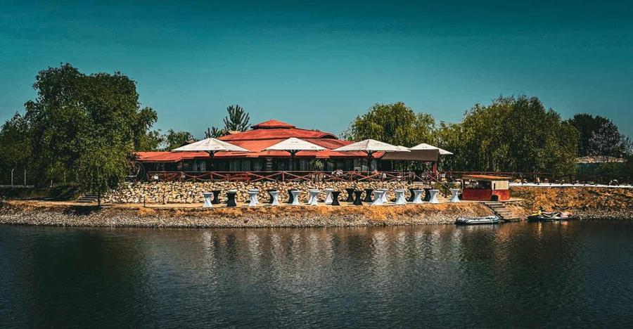 Complex turistic Sfera Place de inchiriat - 18