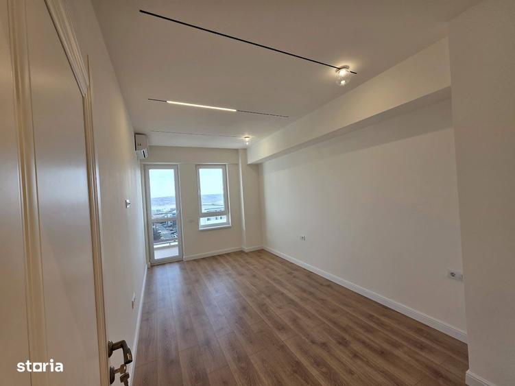 Apartament cu 3 camere de vanzare tip penthouse, Valea Lupului - 4