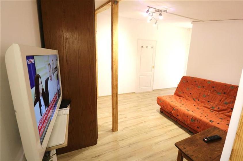 Apartament cu 1 camera, centrala proprie, zona Punctele Cardinale - 2