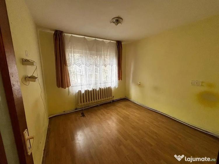 Dobrogei, 2 camere, decom., etaj 1 - 1