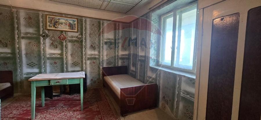 Teren si casă cu teren generos în Socodor - 5