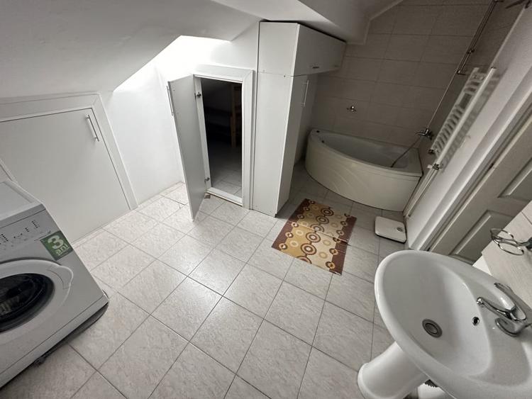 Apartament 3 camere 100mp zona Tilisca - 8