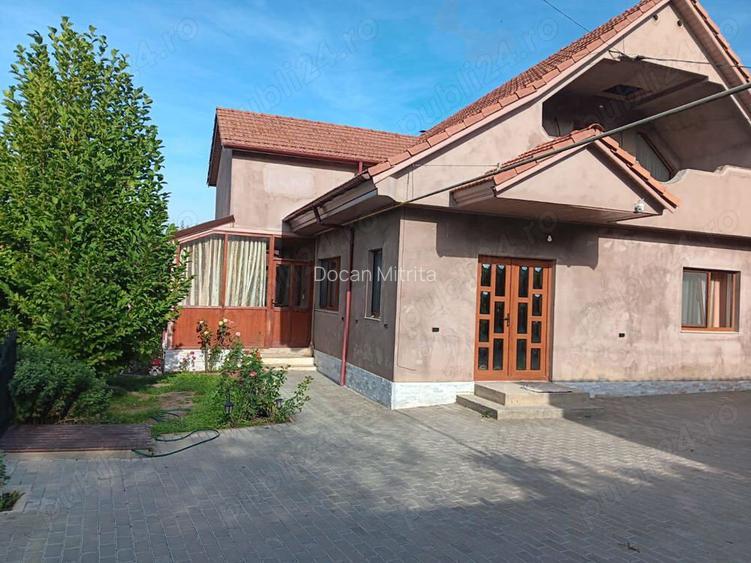 Casa cu mansarda moinesti