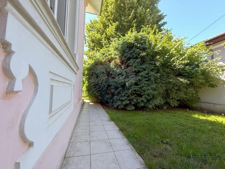 Casa interbelica de vanzare - probabil cea mai frumoasa din Roman - 17