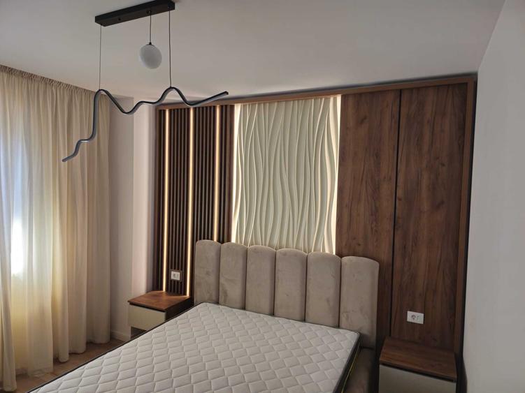 Apartament cu 2 camere decomandat în Energiei