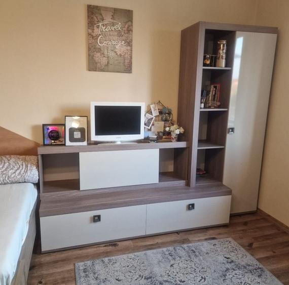 Garsonieră decomandată în Central