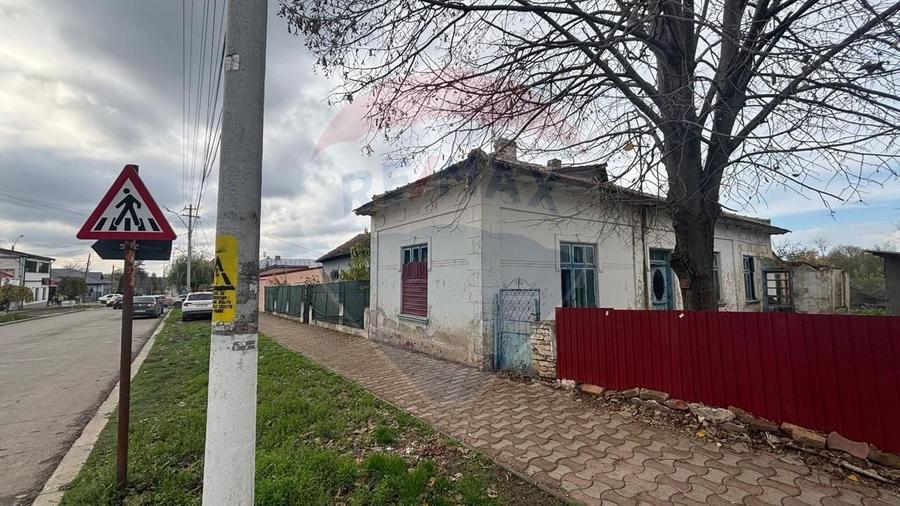 Teren Construcții intravilan de 1033 mp, în Central