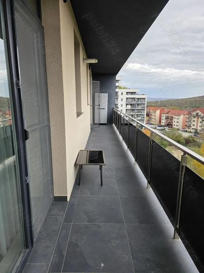Apartament cu 2 camere decomandat în Borhanci