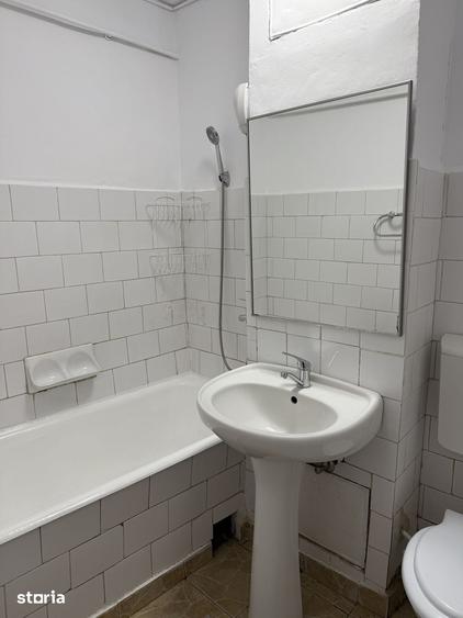 Garsonieră în Brazda lui Novac