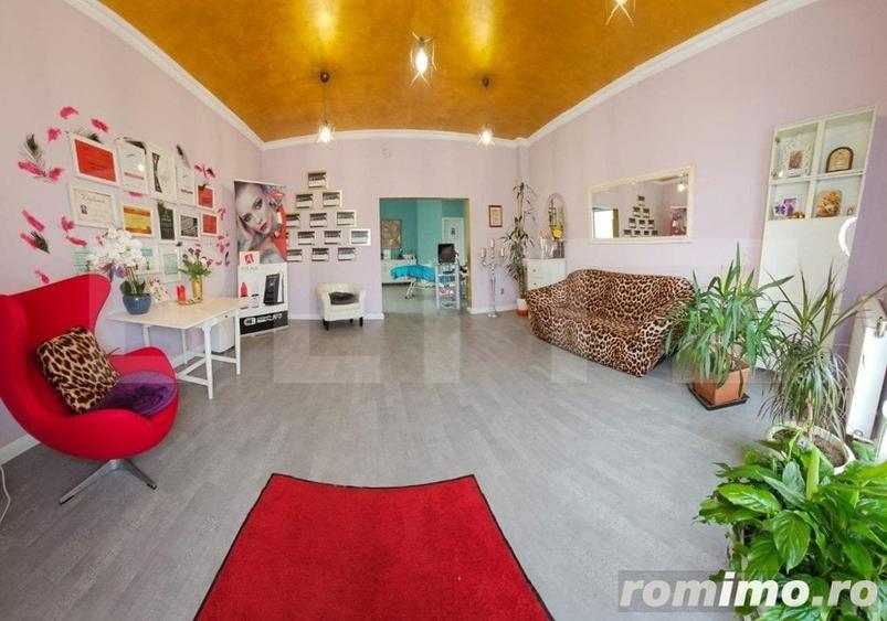 Casă cu 5 camere cu Teren 2400 Mp în Central