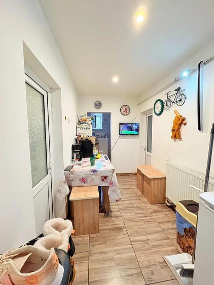Casă cu 3 camere cu Teren 1700 Mp în Jiblea Veche