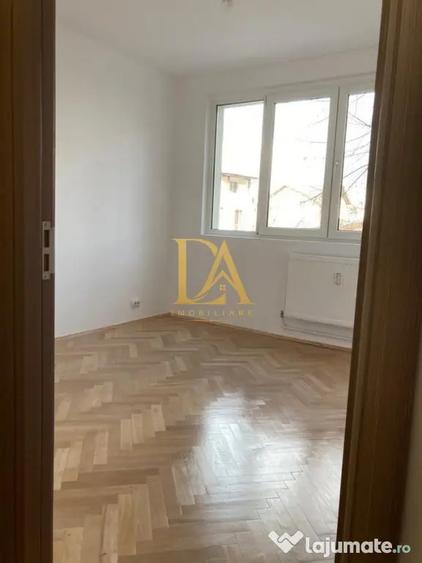 Apartament cu 2 camere semidecomandat în 1 Mai