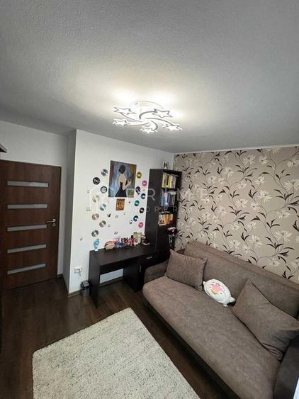 Apartament cu 3 camere decomandat în 1 Decembrie 1918