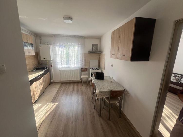 Apartament cu 2 camere semidecomandat în Deve