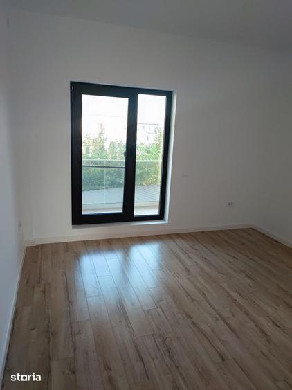 Casă cu 5 camere cu Teren 301 Mp în Nuci