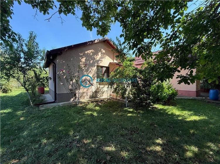Casă individuală cu 5 camere cu Teren 1250 Mp în Lipănești